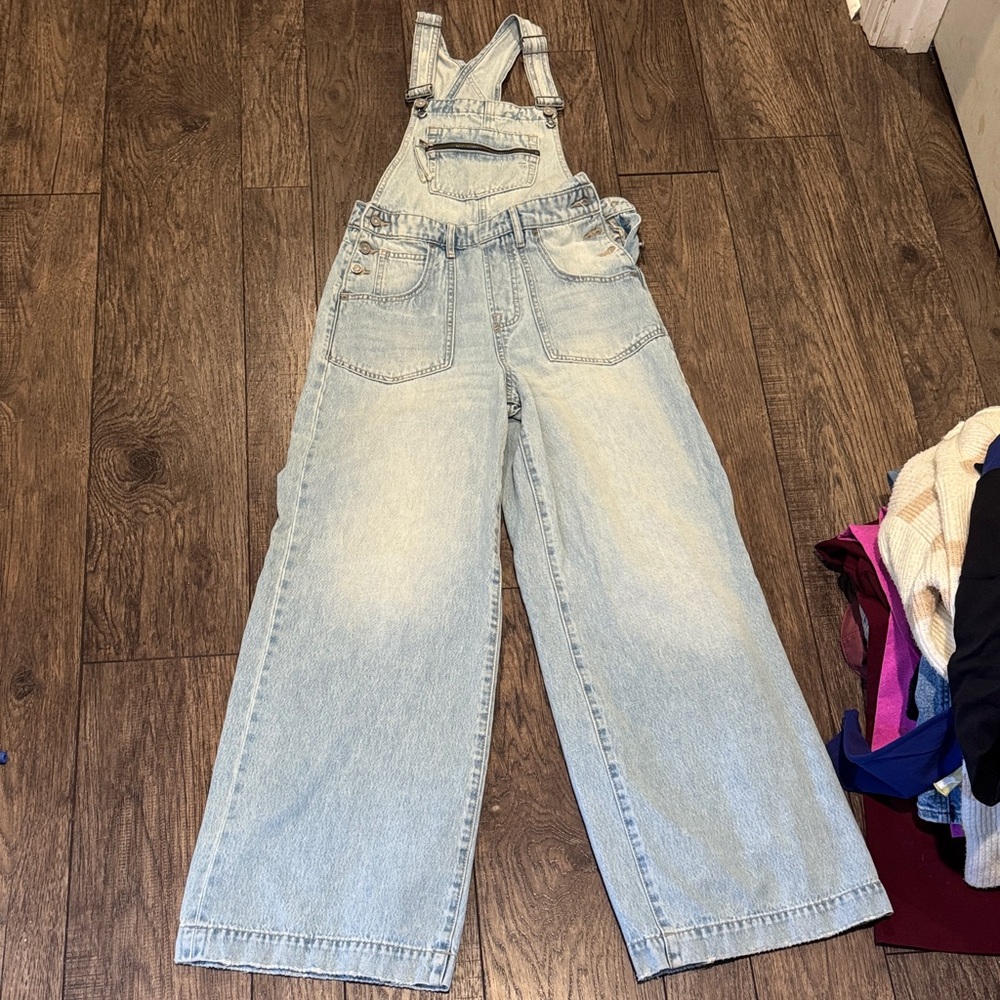 Casual Light Blue Denim Overalls for Women